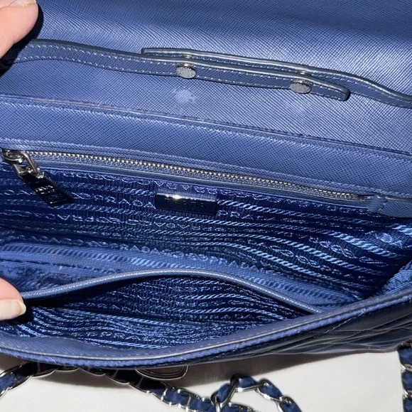 Preloved Prada quilted nylon shoulder bag navy blue pristine condition 9 1/2”X 6 - Picture 6 of 8